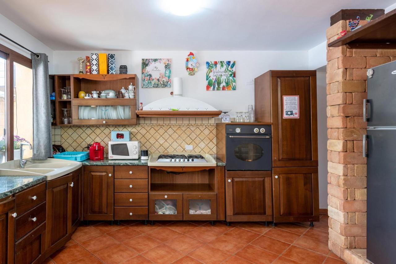Alelida Villa Con Piscina チーニジ エクステリア 写真