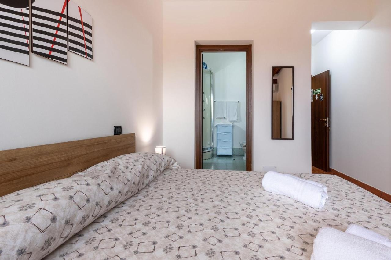 Alelida Villa Con Piscina チーニジ エクステリア 写真